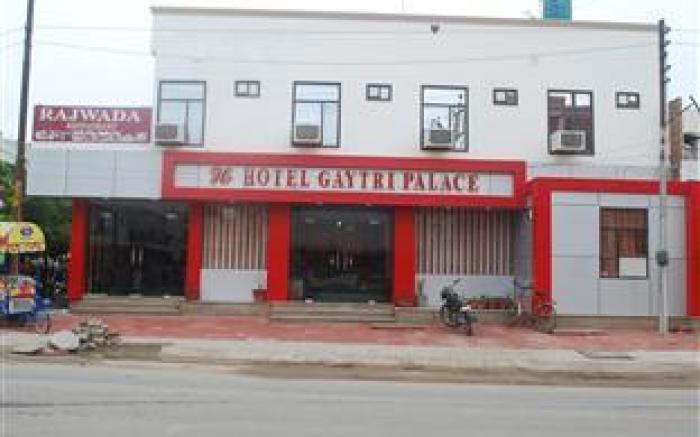 Hotel Gayatri Palace