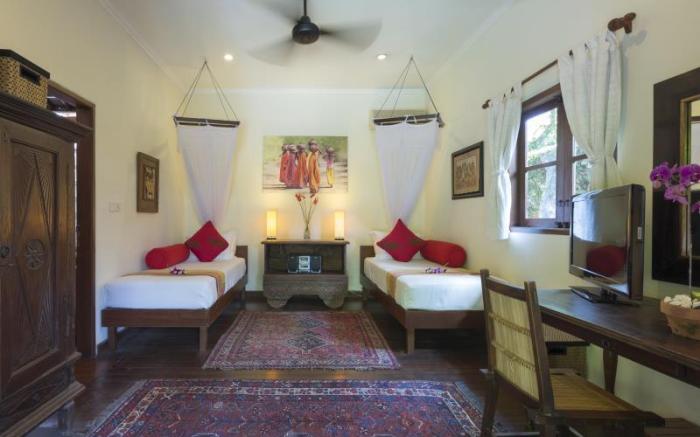 Villa Eight