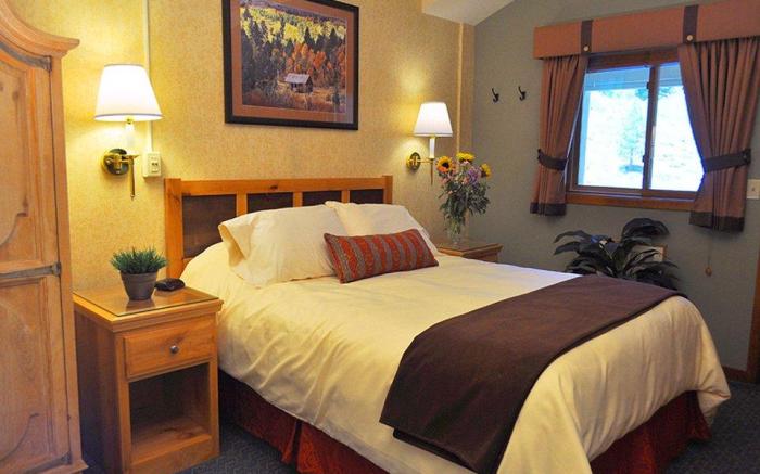Olympic Village Inn