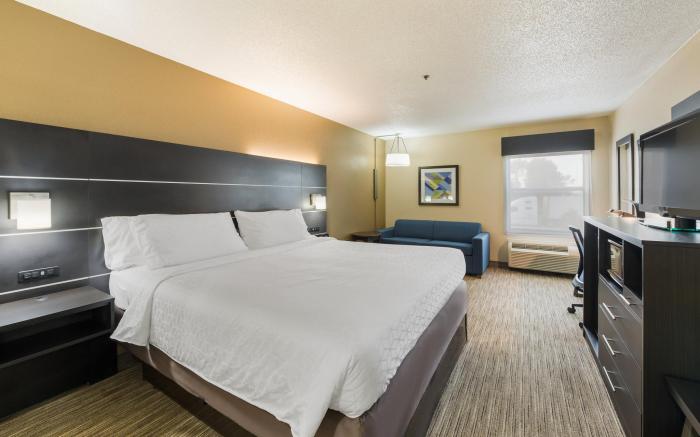 Holiday Inn Express London-I-70 By IHG