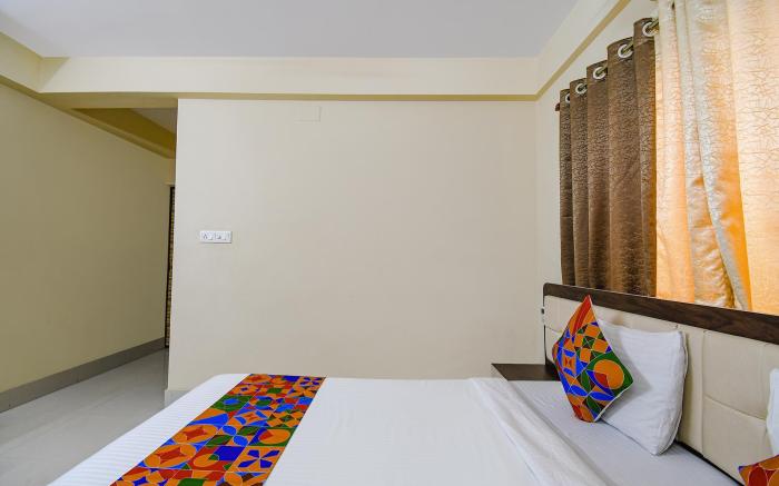 FabHotel New Annapurna Plaza - Nr. Axis Mall