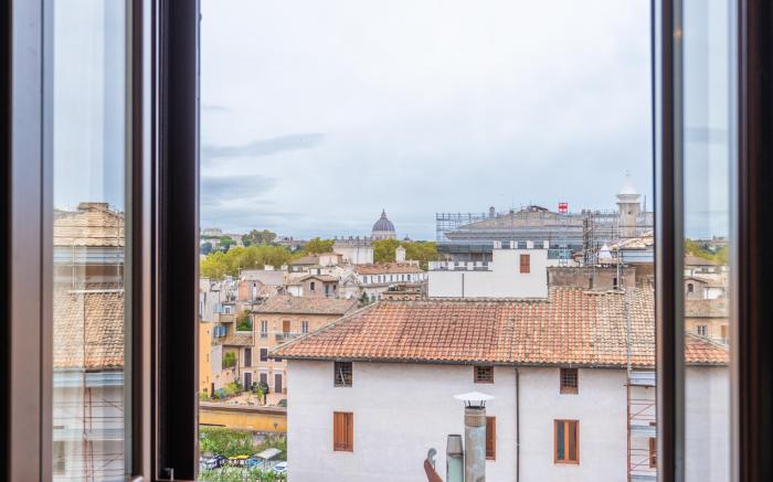 Heart braking view studio in Rome