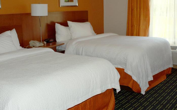 Fairfield by Marriott Inn & Suites Fairmont