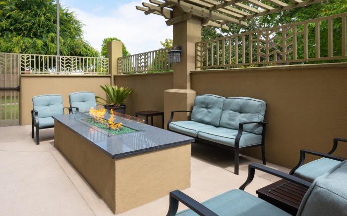 Larkspur Landing Extended Stay Suites Sunnyvale