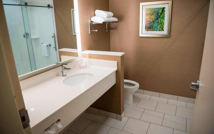 Fairfield by Marriott Inn & Suites Cincinnati Uptown/University Area