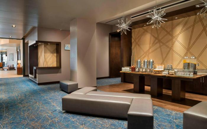 Buffalo Marriott at LECOM HARBORCENTER