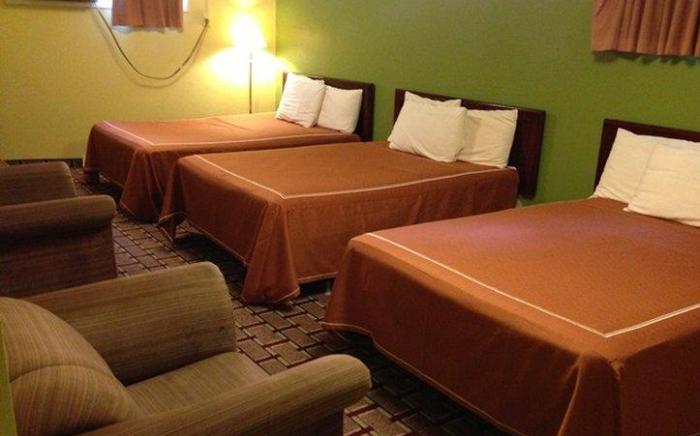 Red Carpet Inn Niagara Falls