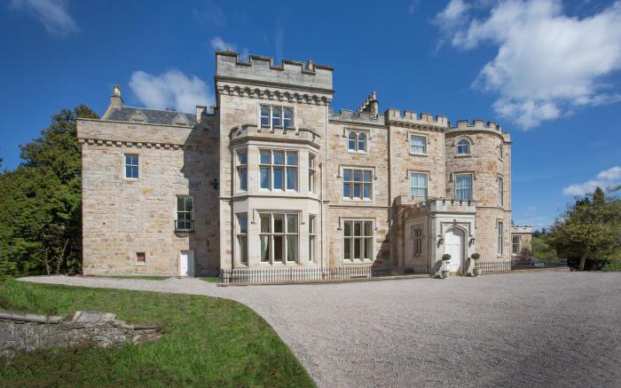 Crossbasket Castle