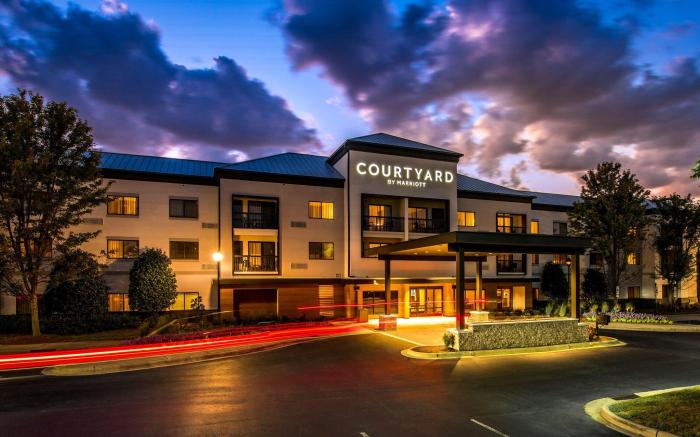 Courtyard by Marriott Charlotte Ballantyne
