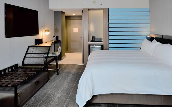 Renaissance Reno Downtown Hotel & Spa