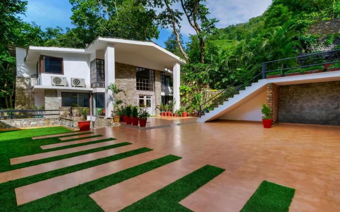 Summit By The Ganges Beach Resort & Spa