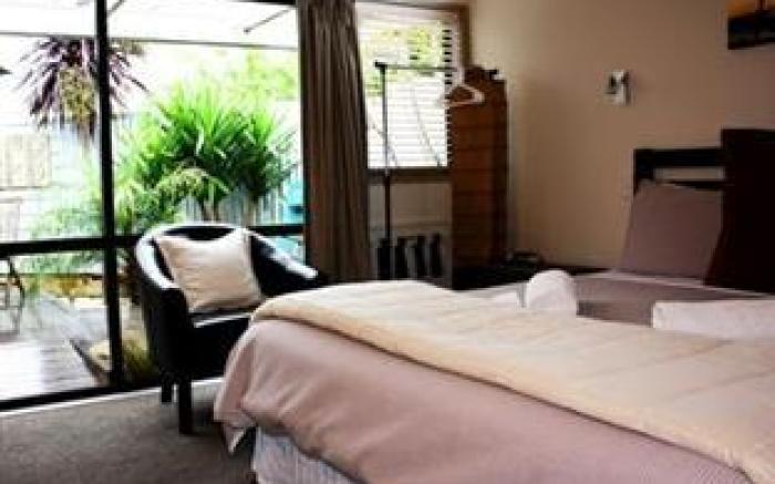 Tairua Shores Motel
