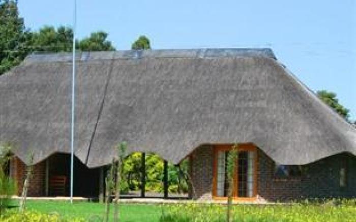 African Flair Country Lodge