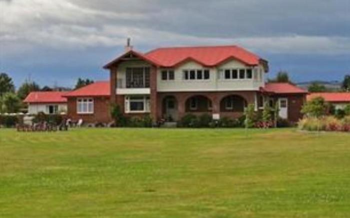 Te Anau Lodge