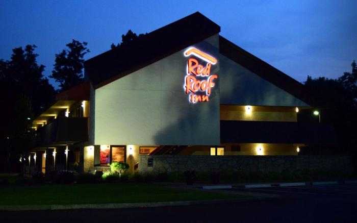 Red Roof Inn Buffalo - Niagara Airport