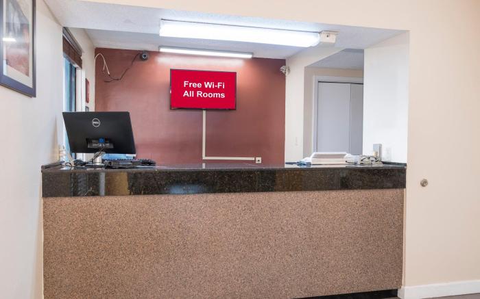 Red Roof Inn Mobile - Midtown