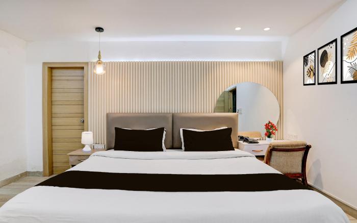 Townhouse Mohali Bus Terminal Formerly Hotel Hm Crystal