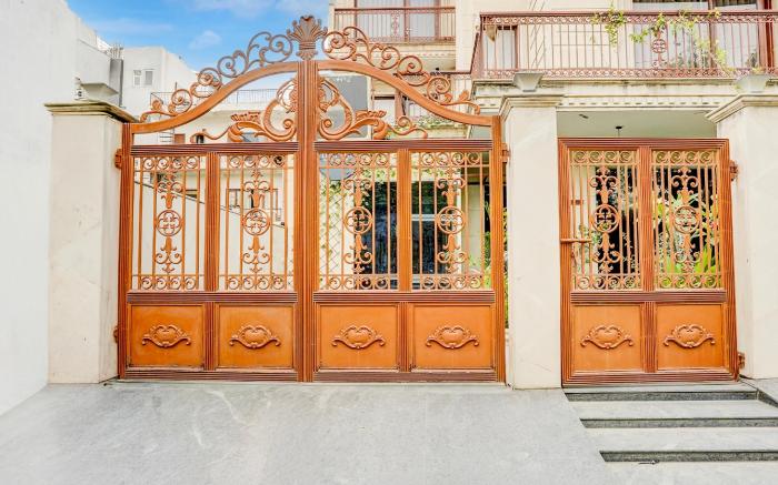 Townhouse Sector 47 Near Medanta