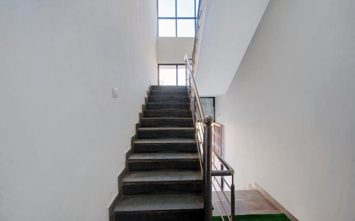 Hotel O Kanha