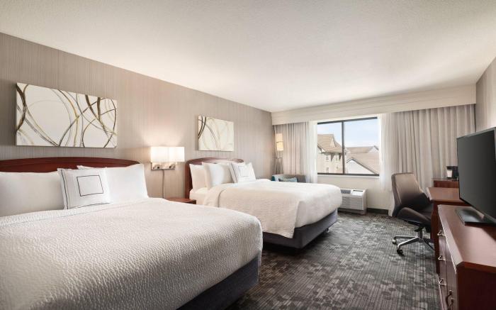 Courtyard by Marriott Salinas Monterey