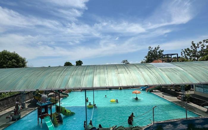 Srinadi Waterpark Villa
