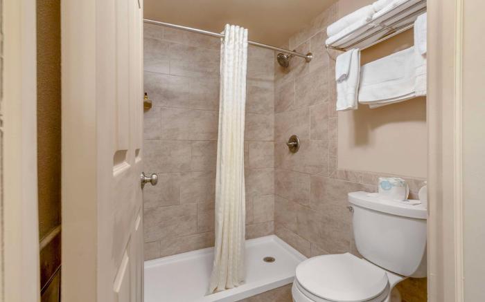 Best Western Plus Concord Inn