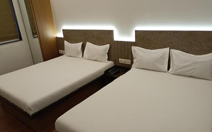 Hotel Ritz Vesu - Hotels in Vesu, Surat