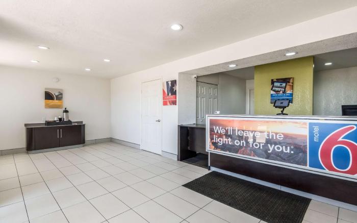 Motel 6 Fort Worth, TX - North