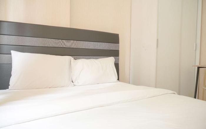 Green Pramuka City Apt 2BR near Mall By Travelio