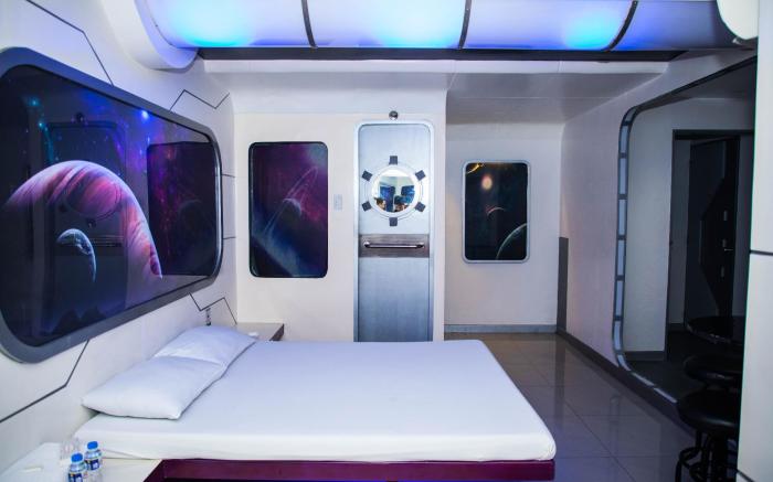 Astrotel Cubao