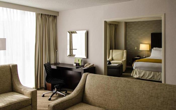 DoubleTree by Hilton Hotel Houston - Greenway Plaza