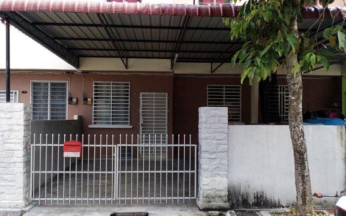 Kak Chik Muslim Homestay Kepala Batas