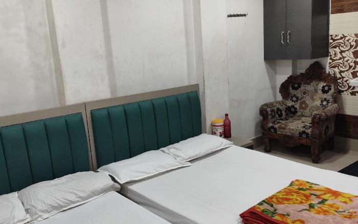 Maa Pitambara home stay 