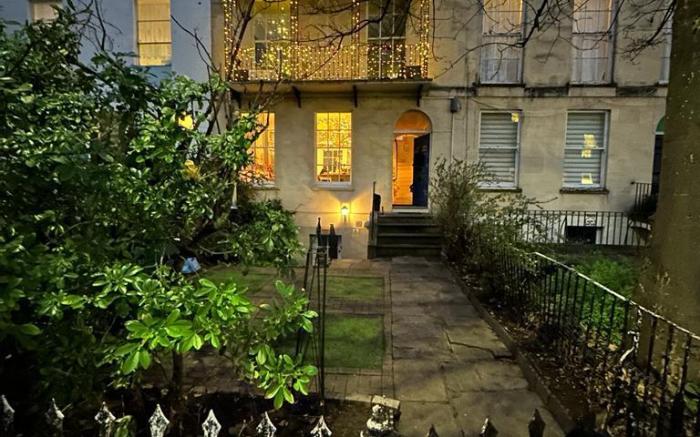 Cambray Apartment