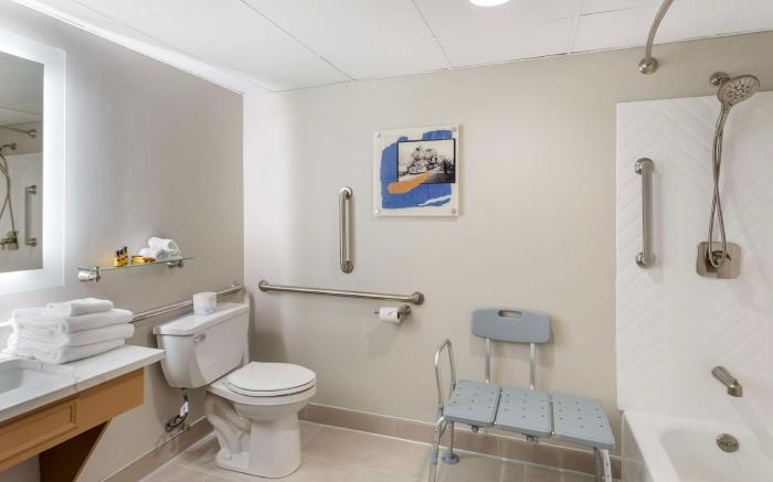Best Western Plus Heritage Rail Inn & Suites
