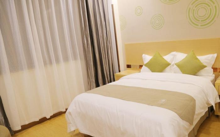 GreenTree Inn Hefei Feidong County High Speed Rail Station Wuyue Plaza Express Hotel
