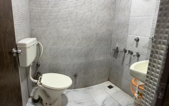 Hotel Mansarovar