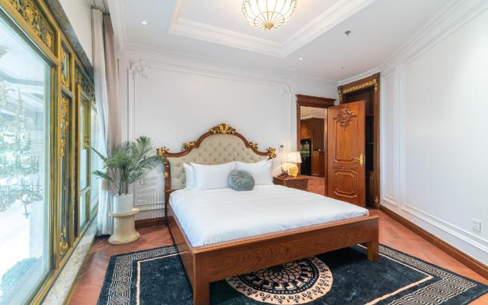Luxe Paradise Suites Hotel