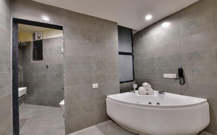 Comfort Inn sapphire Chandkheda, Ahmedabad 