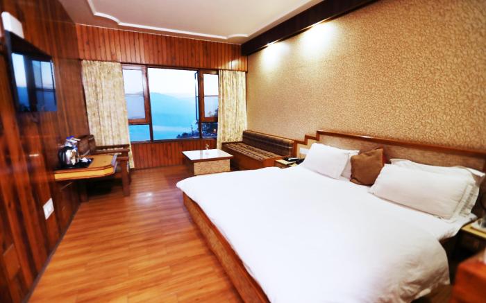 Hotel Vishnu Palace
