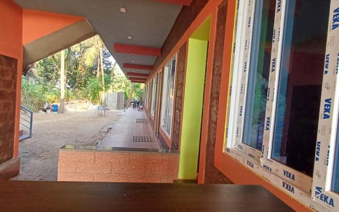 Royal Vintage Beach Stay