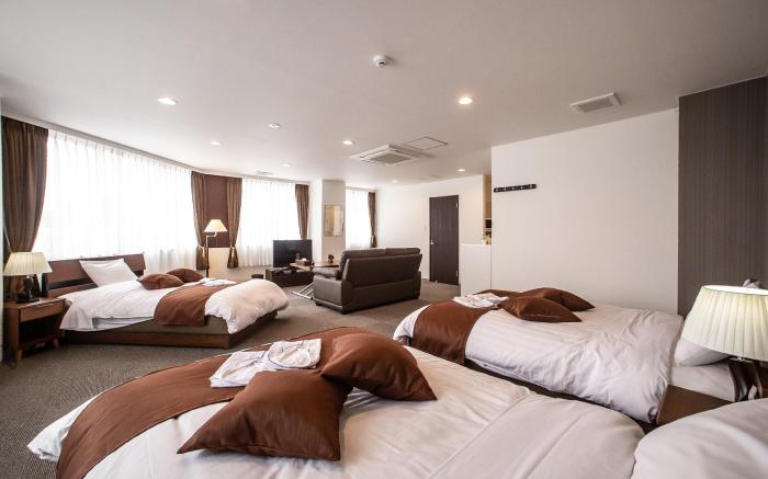 CONDOMINIUM STELLASITE