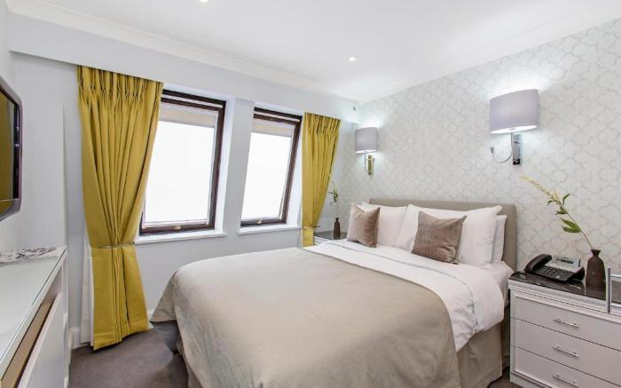 Mayfair House