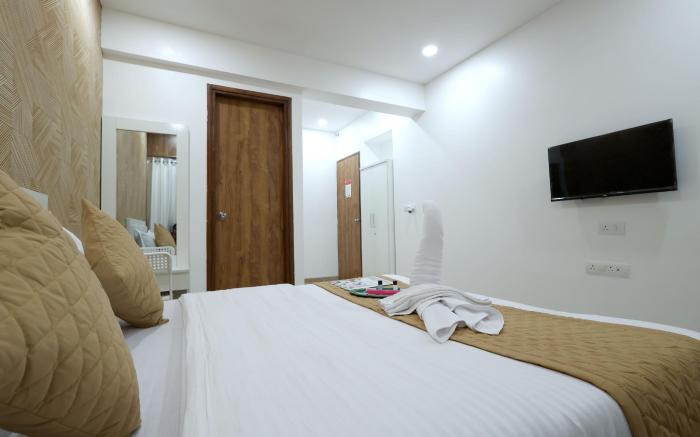 Luxury 3 BHK HomeSuite Malad