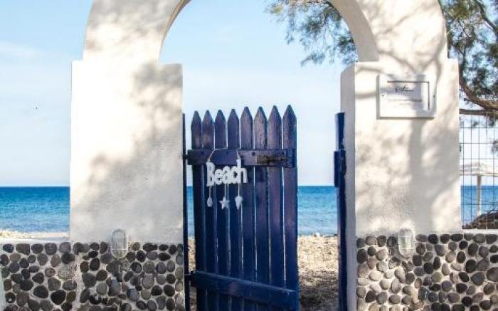 Sea Sound White Katikies