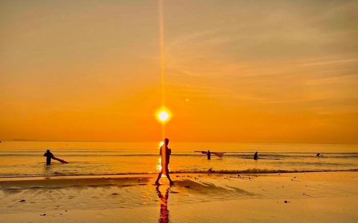 Pirates Terrace Hotel and Hostel