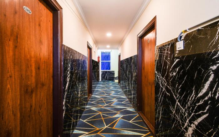 Super Townhouse Shamshabad Paradise Formerly Blue Petals Hotel