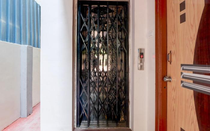 Super Collection O Sri Balaji Luxury rooms