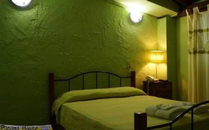 Panama House Bed & Breakfast
