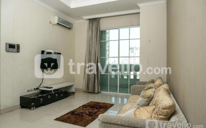 Comfy 1BR Belleza Apartment By Travelio